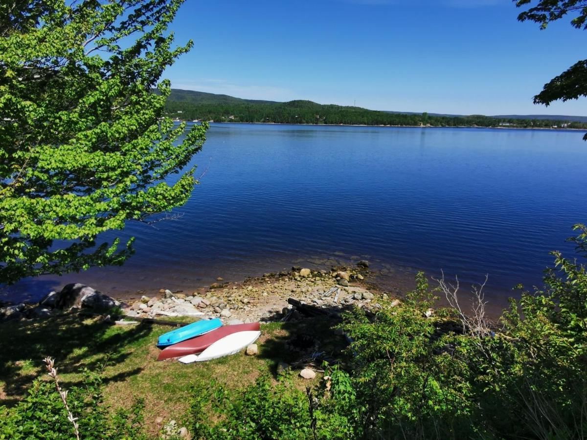 Knotty Pine Ocean Front Suite - Adults Only Інґоніш Екстер'єр фото