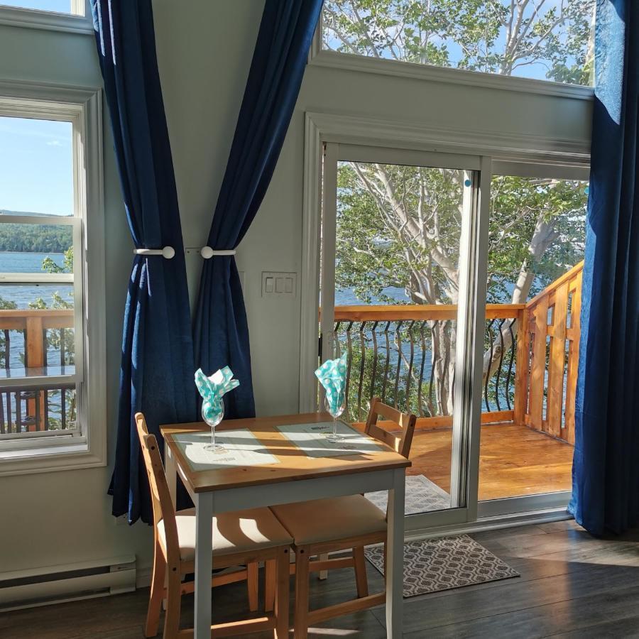 Knotty Pine Ocean Front Suite - Adults Only Інґоніш Екстер'єр фото