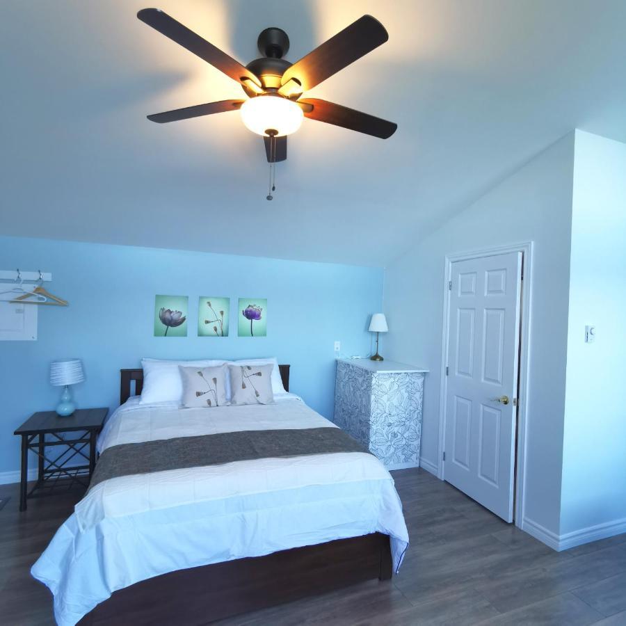 Knotty Pine Ocean Front Suite - Adults Only Інґоніш Екстер'єр фото