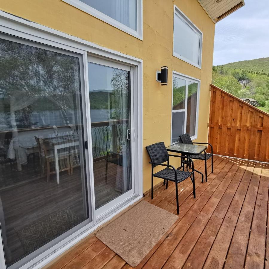 Knotty Pine Ocean Front Suite - Adults Only Інґоніш Екстер'єр фото