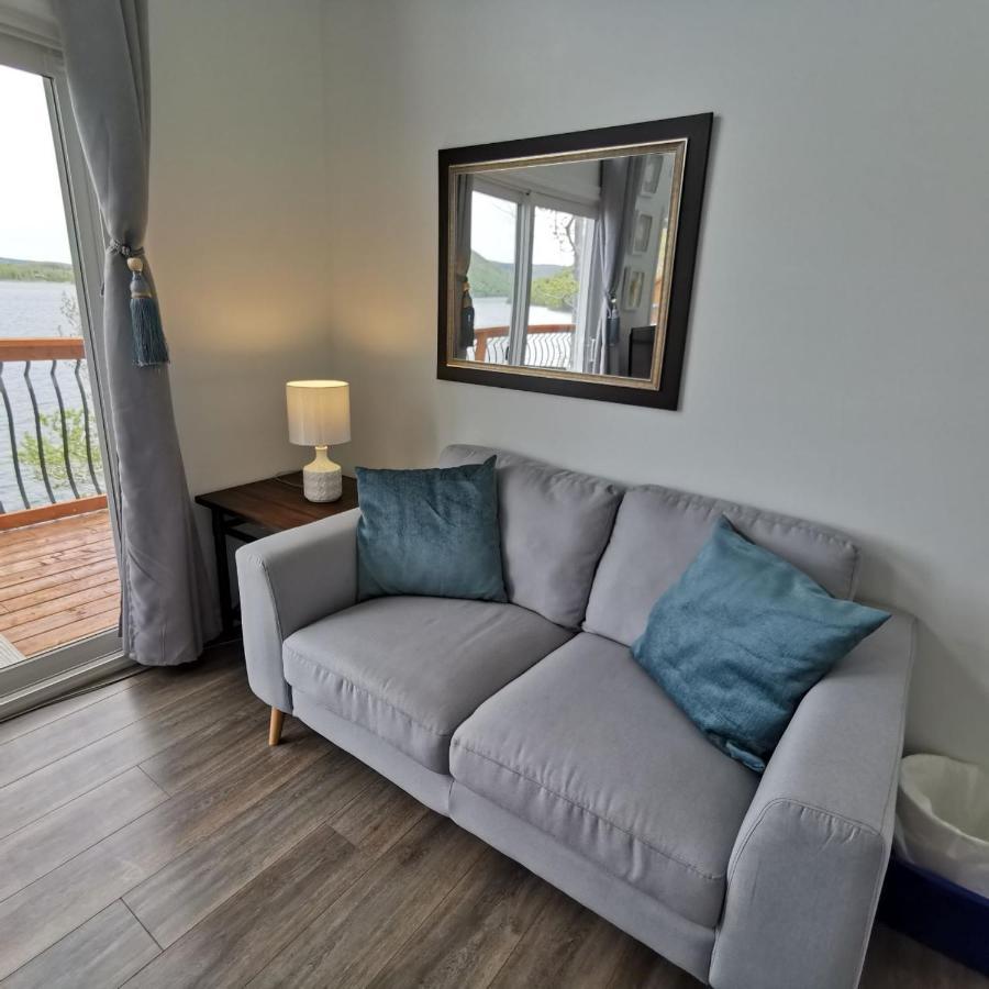 Knotty Pine Ocean Front Suite - Adults Only Інґоніш Екстер'єр фото