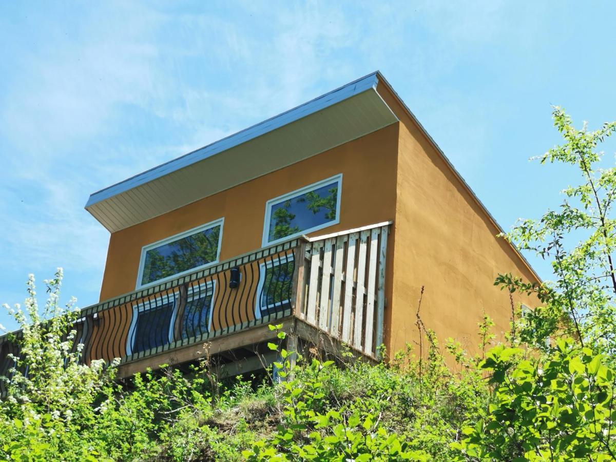 Knotty Pine Ocean Front Suite - Adults Only Інґоніш Екстер'єр фото